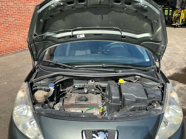 2006 peugeot 207 personenauto - afbeelding 16 van  32