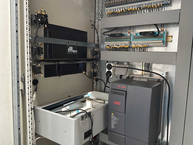 2006 pouwels def1000 speedo horizontaal cnc bewerkingscentrum - afbeelding 15 van  26