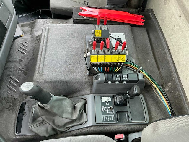 2006 renault 33dvb2 vrachtwagen - afbeelding 29 van  33