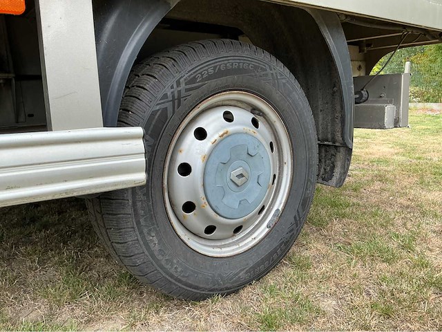 2006 renault master paardenvrachtwagen - afbeelding 12 van  17