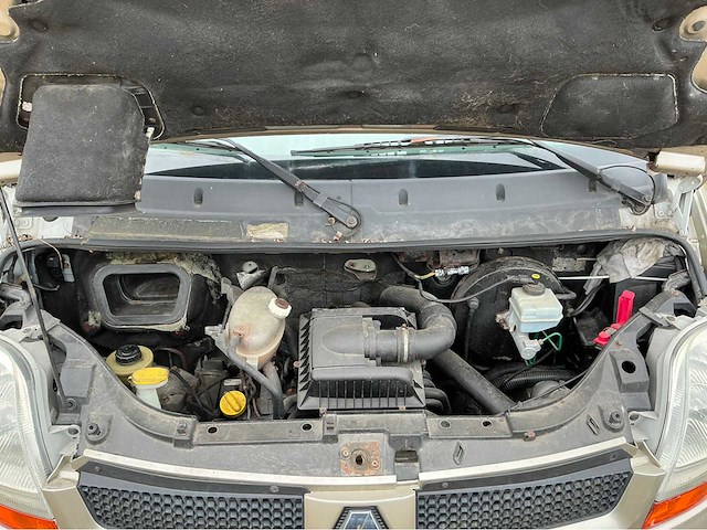 2006 renault master paardenvrachtwagen - afbeelding 10 van  28