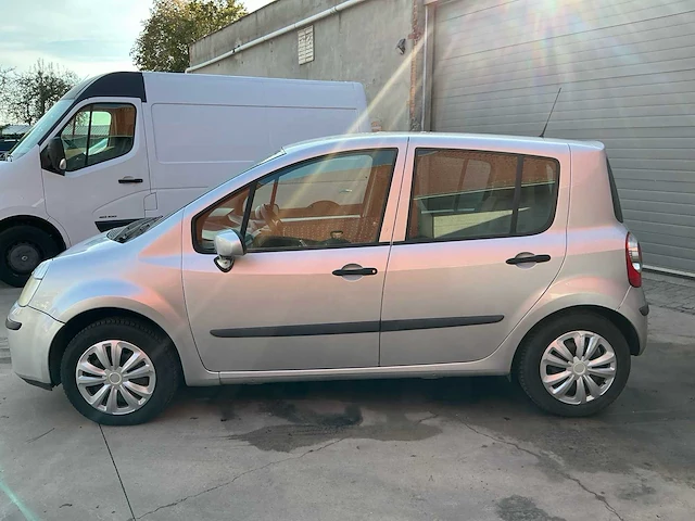 2006 renault modus personenauto - afbeelding 12 van  24