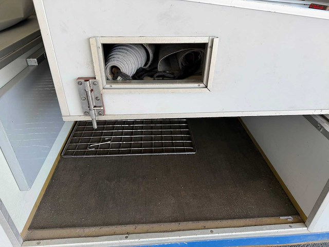 2006 renault van waarde rwv 6000 foodtruck marktwagen - afbeelding 10 van  39