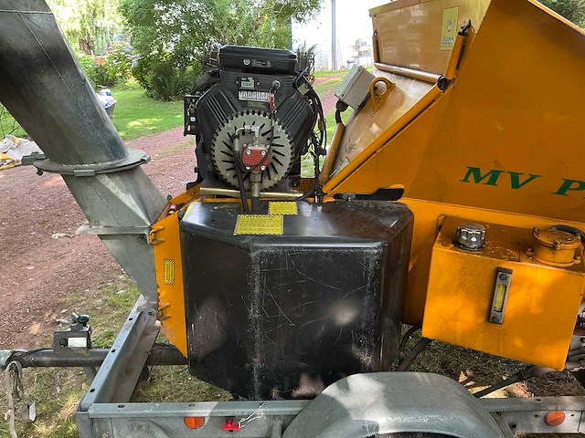 2006 saelen perkun ii er verticale maalmolen - afbeelding 16 van  33