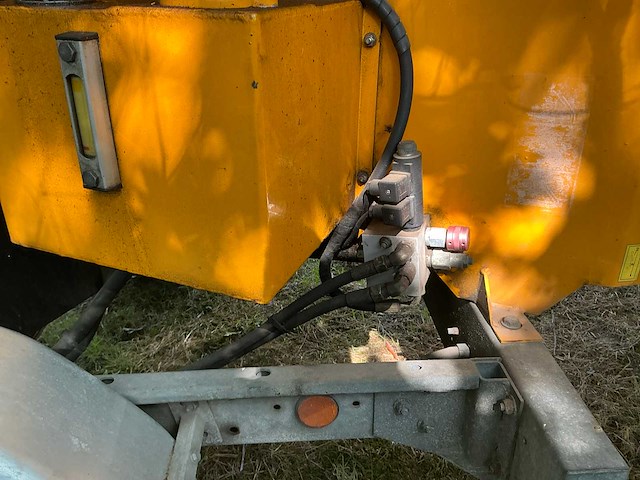 2006 saelen perkun ii er verticale maalmolen - afbeelding 23 van  33