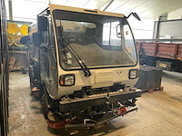 2006 scarab minor hydrostatic zelfrijdende veegmachine - afbeelding 7 van  18