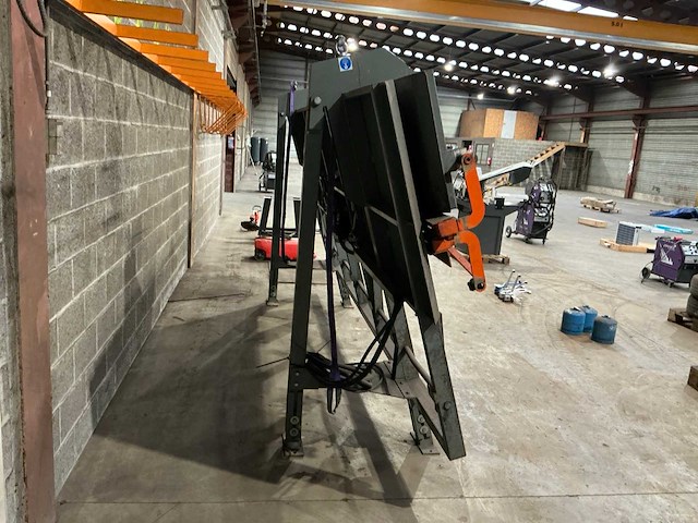 2006 schnell san marino f/8-qt500 v2 richtbank voor beugelautomaat - afbeelding 5 van  10