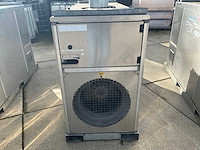 2006 thermobile imac-2000s heater rvs met rookgasafvoer - afbeelding 4 van  6