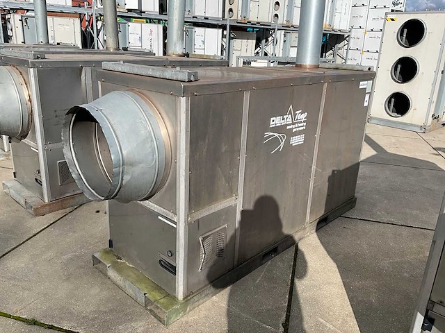 2006 thermobile imac-2000s heater rvs met rookgasafvoer - afbeelding 2 van  8