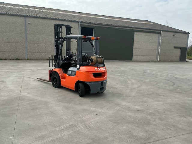 2006 toyota 42-7fgf25 vorkheftruck - afbeelding 11 van  52