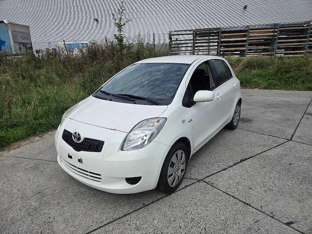 2006 toyota yaris - personenauto - afbeelding 1 van  17