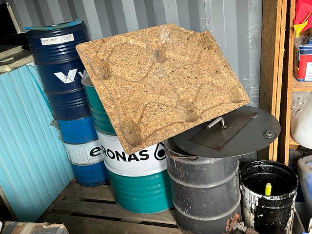 2006 tyc-18b 40ft zeecontainer met inhoud - afbeelding 15 van  34