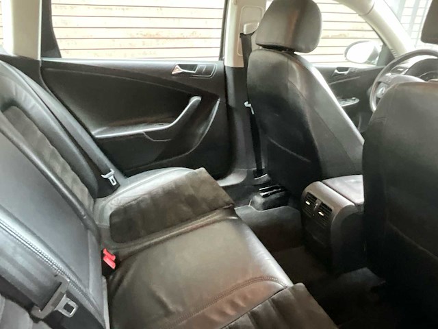 2006 volkswagen passat (4x4 uitvoering) - afbeelding 13 van  29
