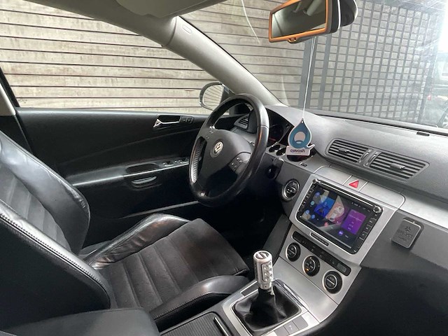 2006 volkswagen passat (4x4 uitvoering) - afbeelding 9 van  29