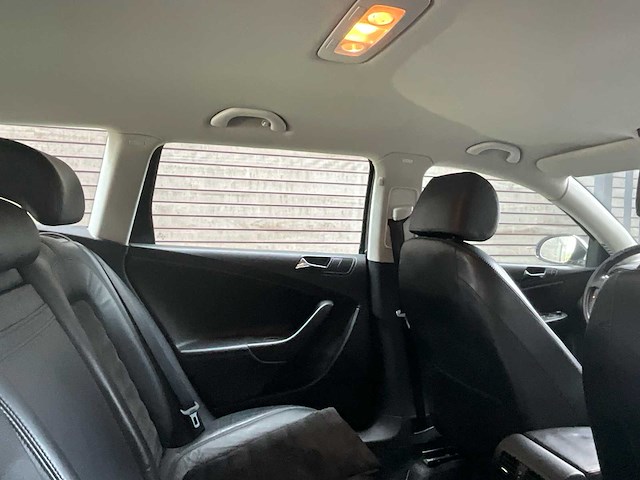 2006 volkswagen passat - afbeelding 6 van  29