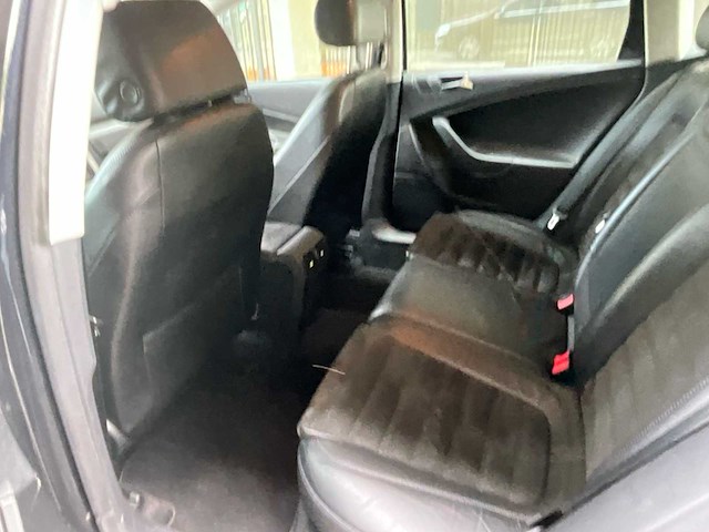 2006 volkswagen passat - afbeelding 9 van  29