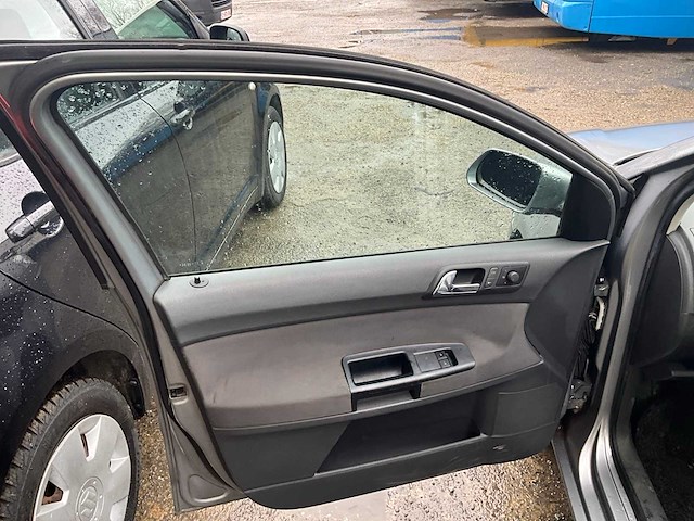 2006 volkswagen polo personenauto - afbeelding 8 van  15