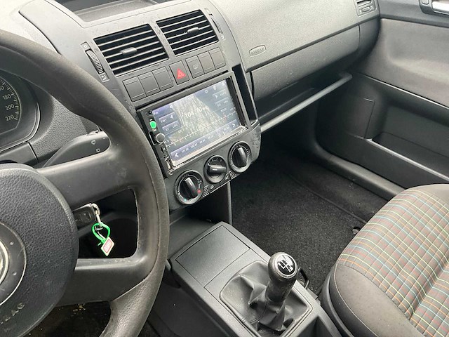 2006 volkswagen polo personenauto - afbeelding 9 van  15