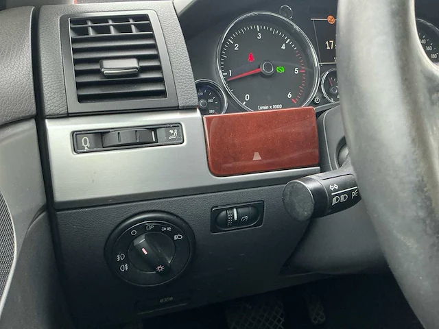 2006 volkswagen touareg - 7l / 7l6 - 4x4 - afbeelding 27 van  44