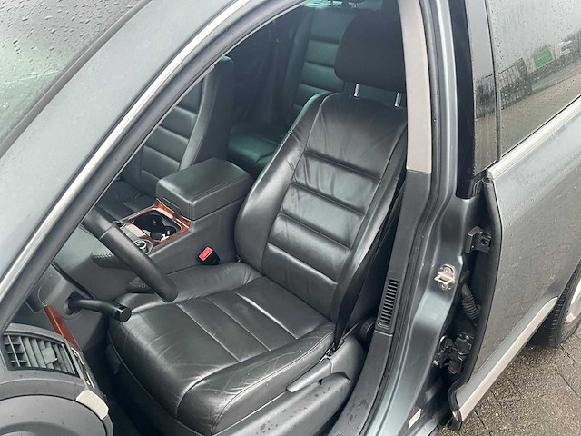 2006 volkswagen touareg suv - afbeelding 12 van  34