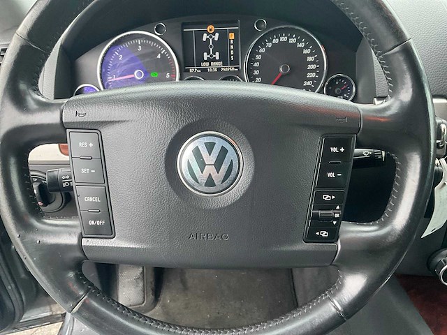 2006 volkswagen touareg suv - afbeelding 14 van  34