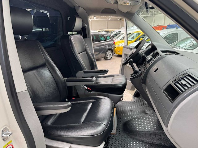 2006 volkswagen transporter - 8+1 zitplaatsen - afbeelding 18 van  21