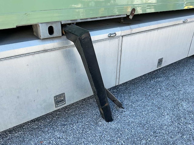 2006 volvo fm/fh 4x2 4x2 bdf vrachtwagen met afneembare laadbak - afbeelding 31 van  52