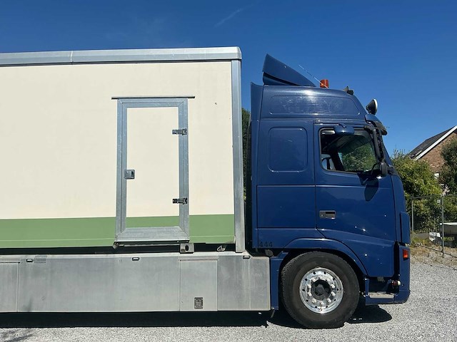 2006 volvo fm/fh 4x2 4x2 bdf vrachtwagen met afneembare laadbak - afbeelding 32 van  52