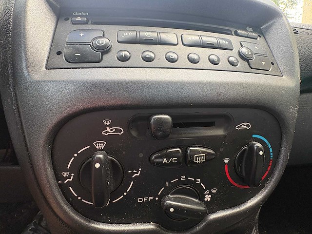 2007 - peugeot - 206 - 1.4 air-line 3 - car - afbeelding 12 van  12
