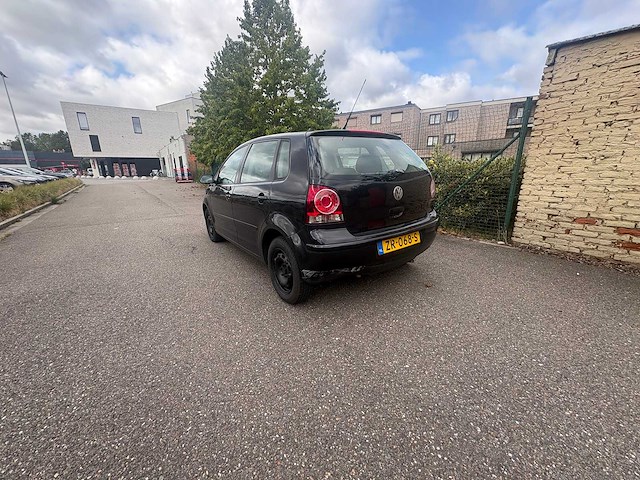 2007 - volkswagen - polo - 1.2-12v trendline - car - afbeelding 2 van  19
