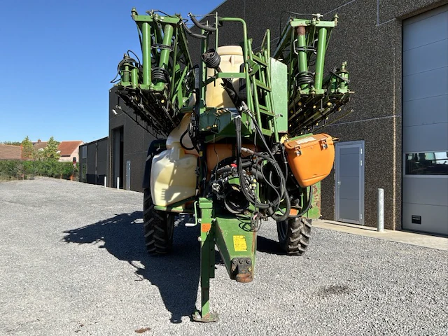 2007 amazone ux 3200 getrokken veldspuit - afbeelding 12 van  40
