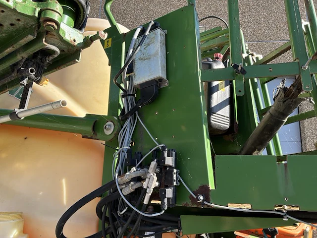 2007 amazone ux 3200 getrokken veldspuit - afbeelding 28 van  40