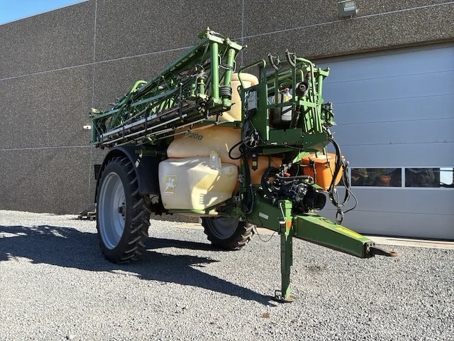 2007 amazone ux 3200 getrokken veldspuit - afbeelding 23 van  40