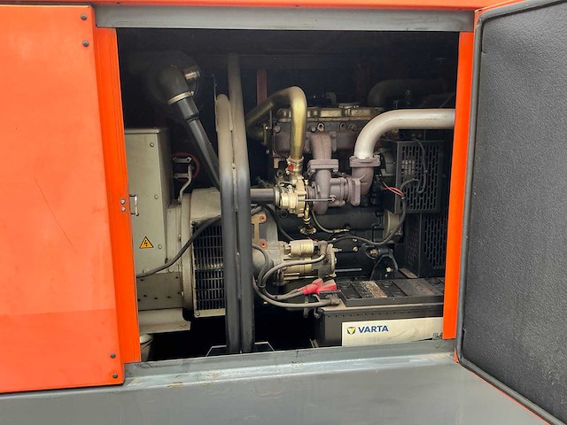 2007 atlas copco 2244 dieselgenerator op aanhanger - afbeelding 13 van  15