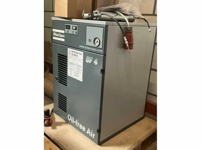 2007 atlas copco sf4 olievrije compressor - afbeelding 2 van  4