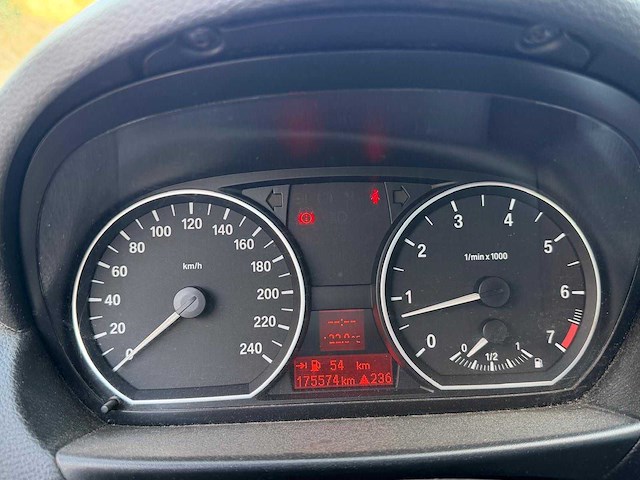2007 bmw 118i personenauto - afbeelding 10 van  12
