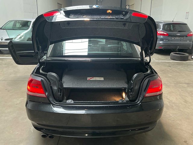 2007 bmw 325i cabrio personenauto - afbeelding 16 van  28