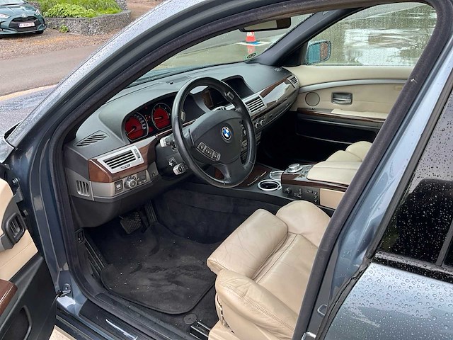 2007 bmw 765 limousine personenauto - afbeelding 9 van  33