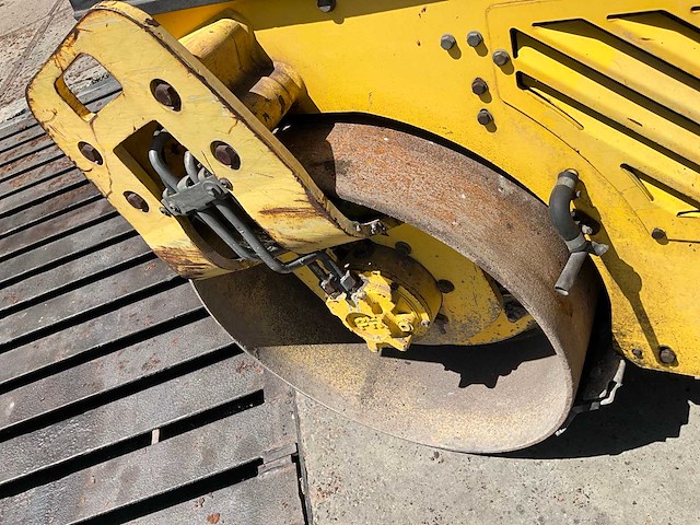 2007 bomag bw120 ad 4 grondwals - afbeelding 1 van  21