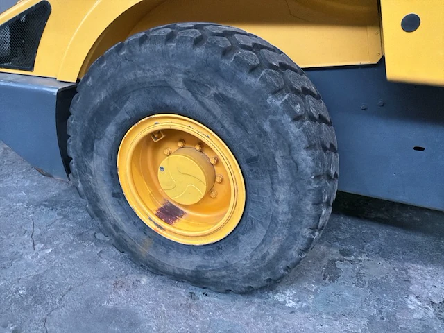2007 bomag bw211d-4 grondwals - afbeelding 18 van  28