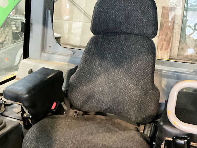 2007 caterpillar d3g xl - bulldozer - afbeelding 18 van  33