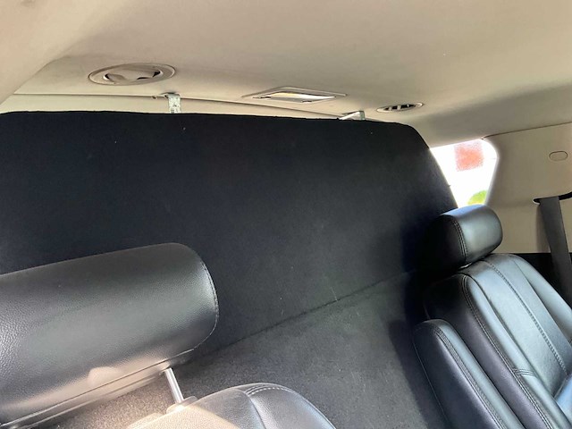 2007 chevrolet suburban ( lichte vracht ) - afbeelding 20 van  64