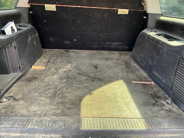 2007 chevrolet suburban ( lichte vracht ) - afbeelding 26 van  64