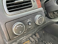 2007 chevrolet suburban ( lichte vracht ) - afbeelding 44 van  64