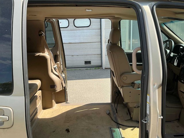 2007 chevrolet uplander 3.9 v6 invalidenwagen - afbeelding 24 van  45