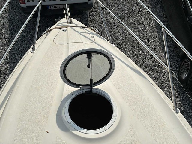 2007 cobrey 25 sc dubbelkajuitboot motorjacht met 3-assige aanhanger - afbeelding 47 van  77