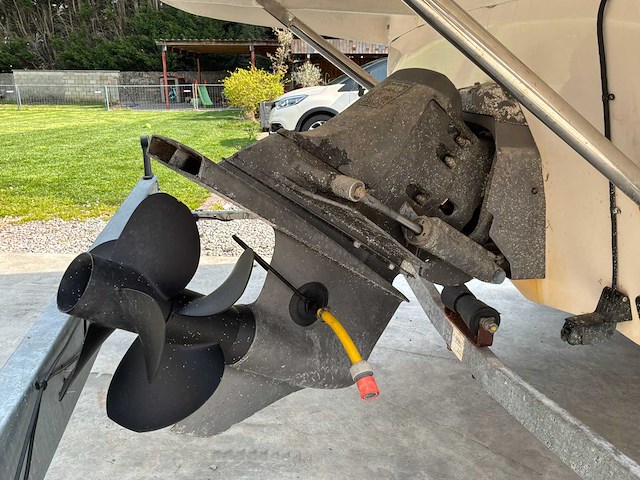 2007 cobrey 25 sc dubbelkajuitboot motorjacht met 3-assige aanhanger - afbeelding 2 van  79