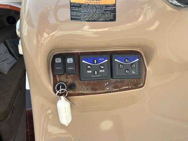 2007 cobrey 25 sc dubbelkajuitboot motorjacht met 3-assige aanhanger - afbeelding 7 van  79