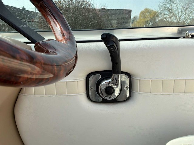 2007 cobrey 25 sc dubbelkajuitboot motorjacht met 3-assige aanhanger - afbeelding 8 van  79