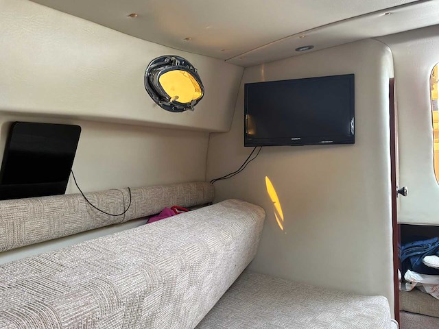 2007 cobrey 25 sc dubbelkajuitboot motorjacht met 3-assige aanhanger - afbeelding 17 van  79